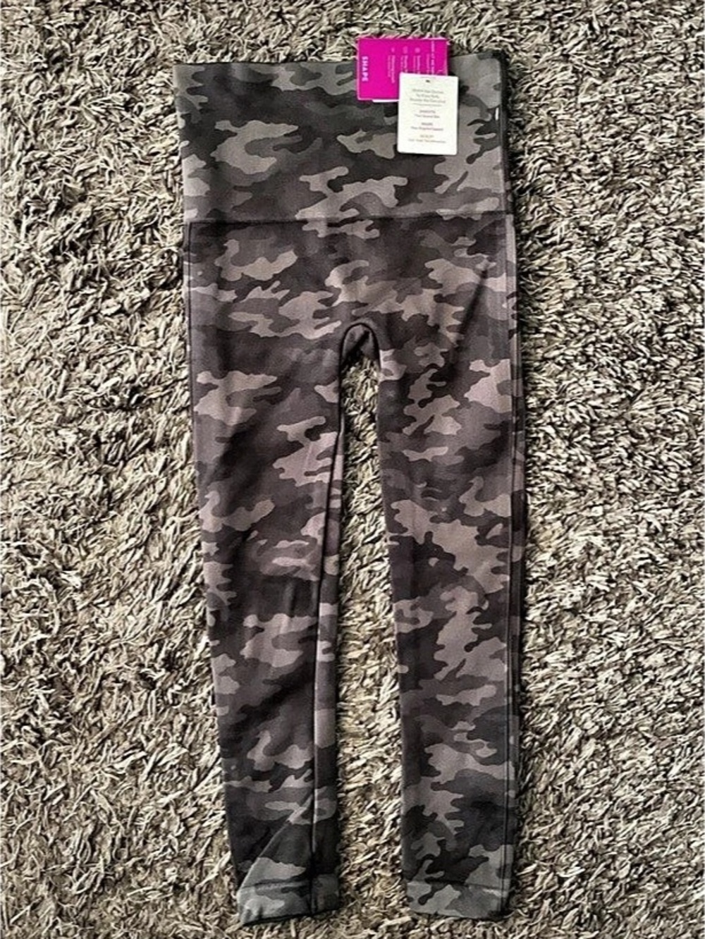 SPANX Look At Me Now Seamless Camo Leggings X Small